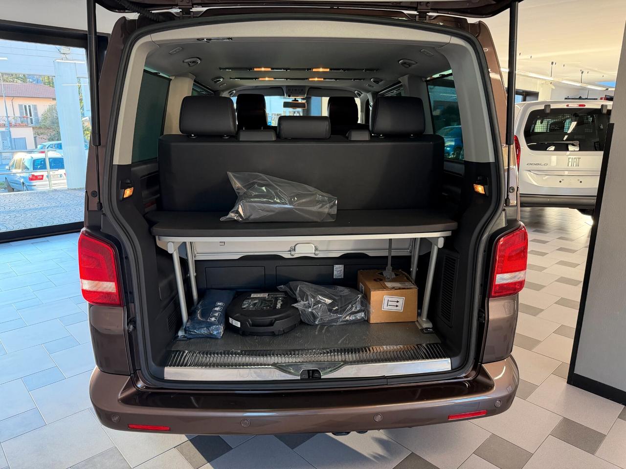 Volkswagen Multivan 2.0 BiTDI 180CV DSG Highline Pacchetto Notte