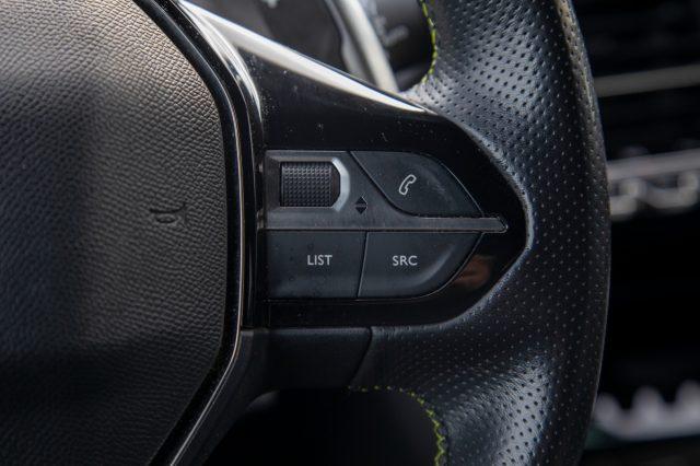 PEUGEOT 208 PureTech 100 S&S EAT8 5 porte GT Line