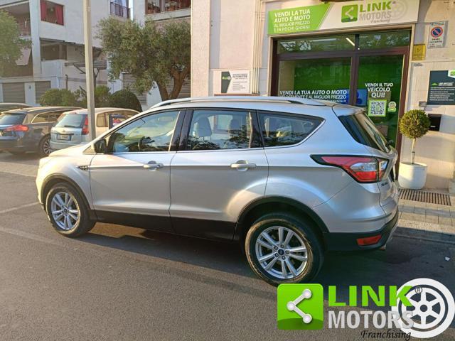 FORD Kuga 1.5 TDCI 120 CV S&S 2WD Powershift Business