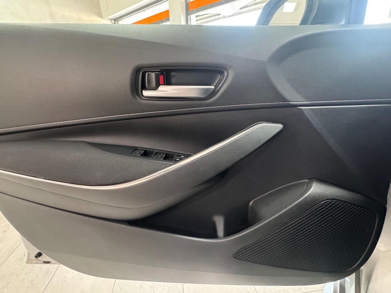 Toyota Corolla Business Tech 1.8 VVT-i HEV #6878