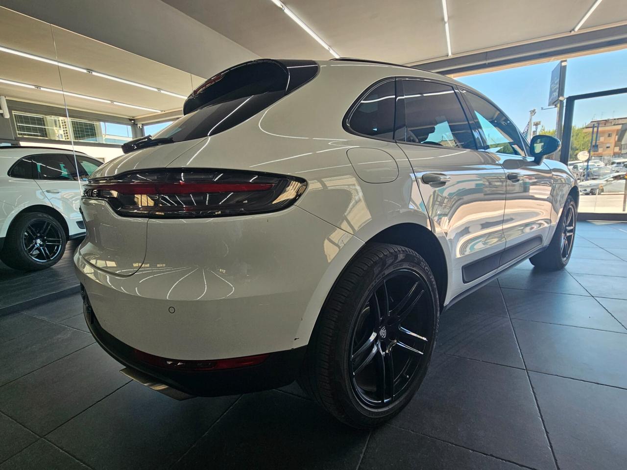 Porsche Macan 2.0 CHRONO SPORT PLUS