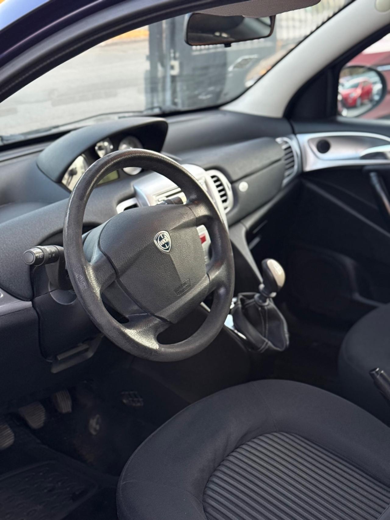 Lancia Ypsilon 1.2 Oro Ecochic GPL