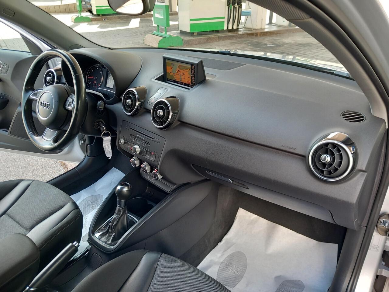 Audi A1 1.6 TDI S tronic SPB SLINE