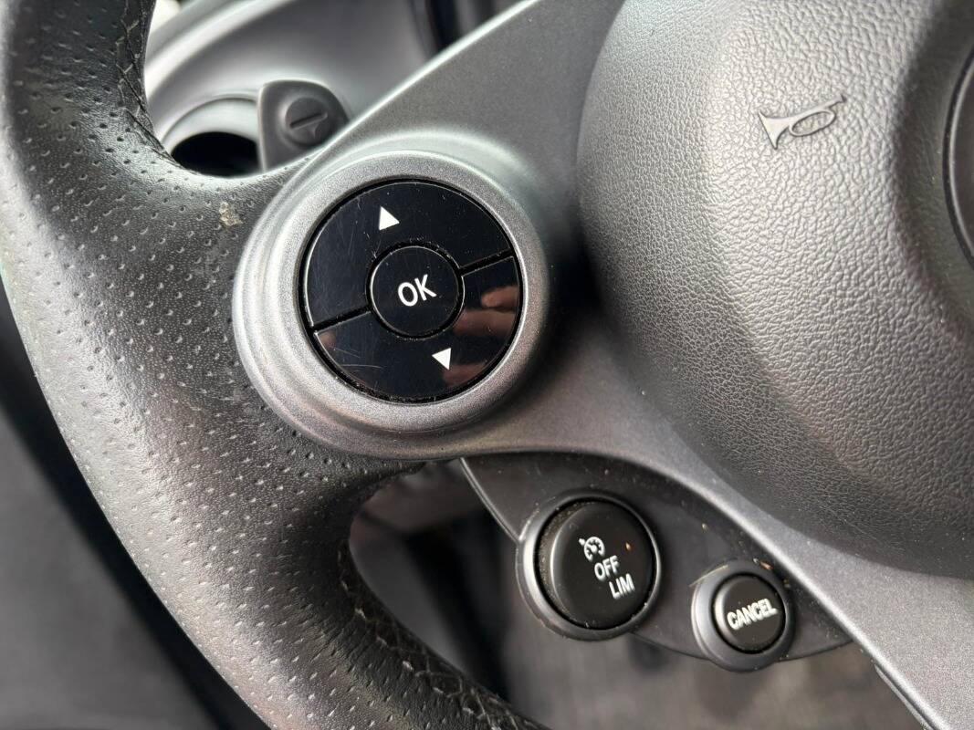 Smart Fortwo Cabrio 0.9 t Coffeelounge 90cv twinamic