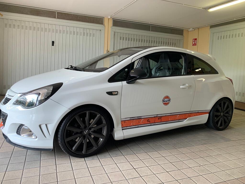 Opel Corsa 1.6 T 210CV 3 porte Nürburgring Edition OPC