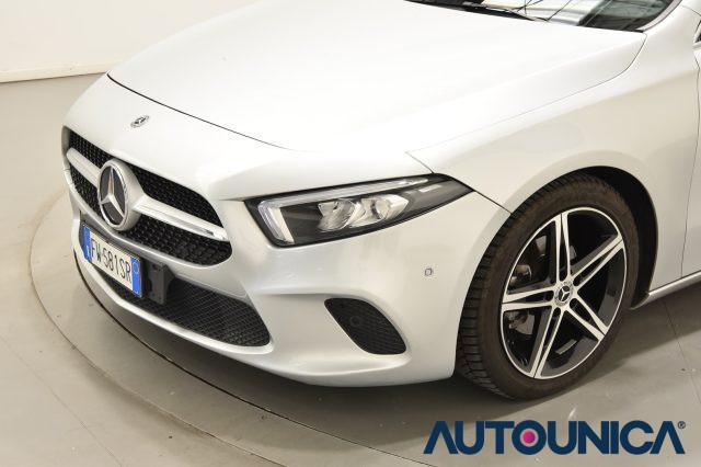 MERCEDES-BENZ A 180 D AUTOMATICA SPORT NAVI LED COCKPIT