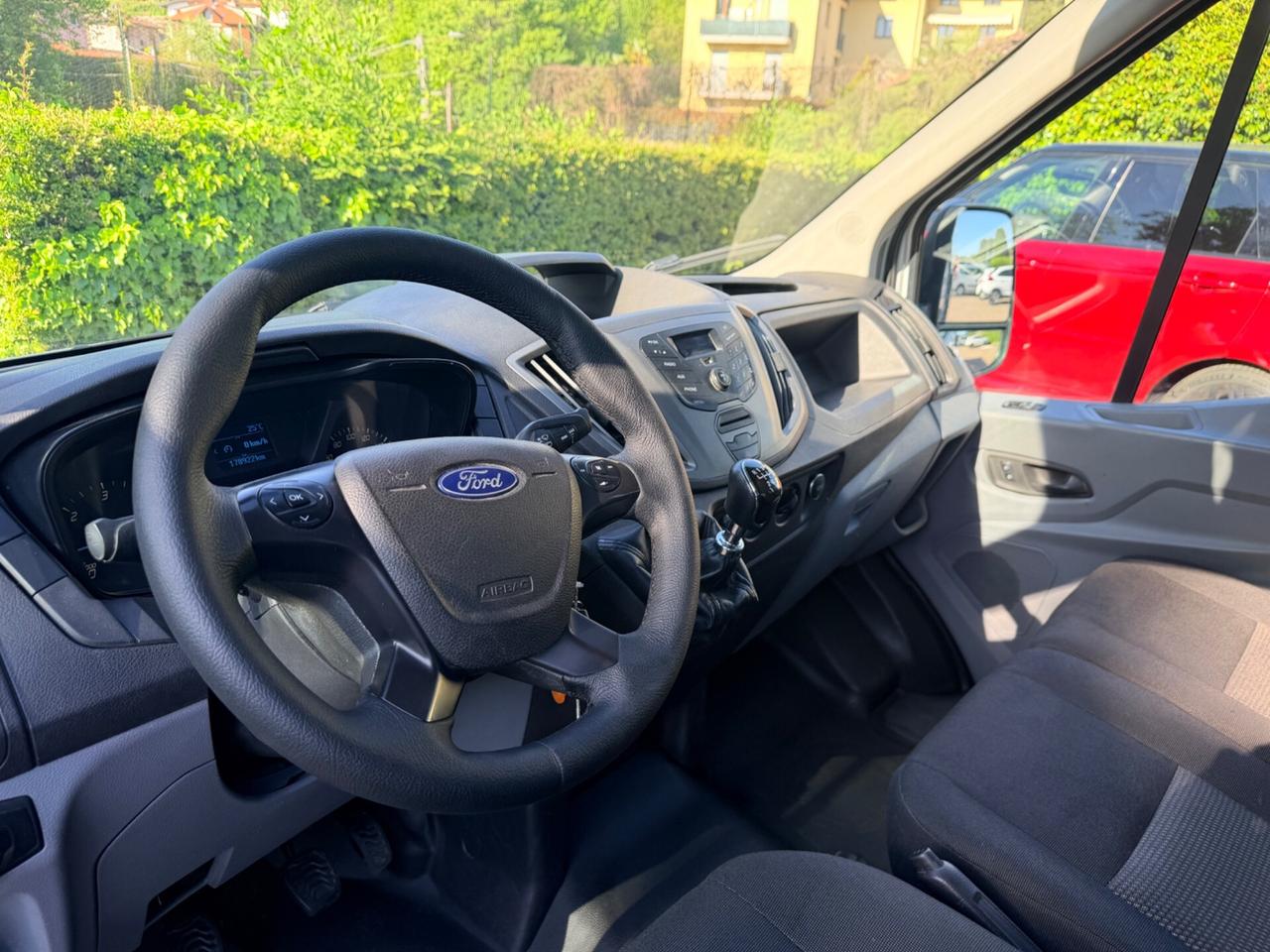 Ford transit 7 posti tibaltabile