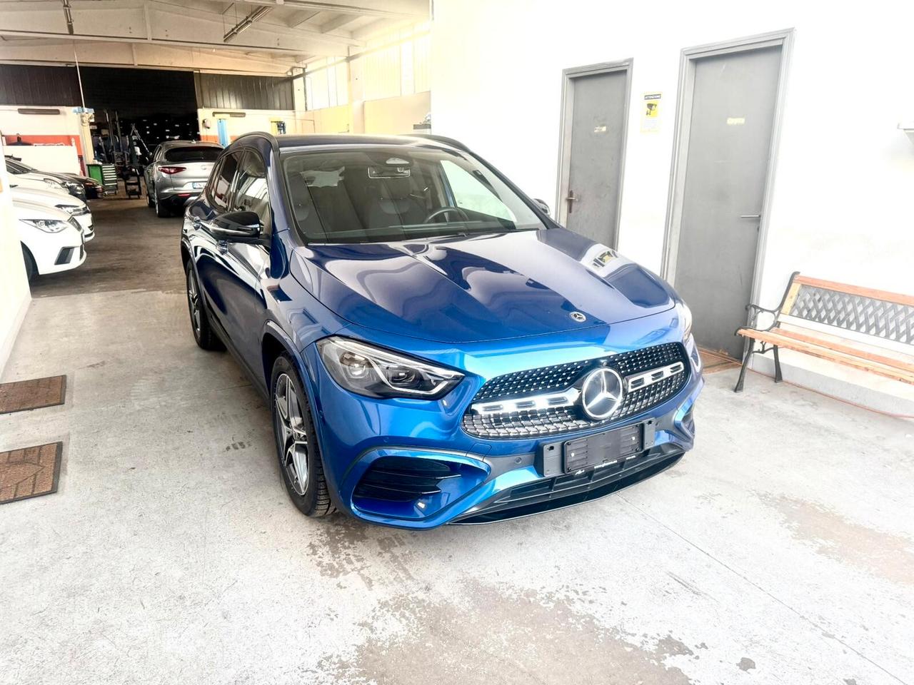 Mercedes-benz GLA 220 GLA 200 Automatic 4Matic Premium