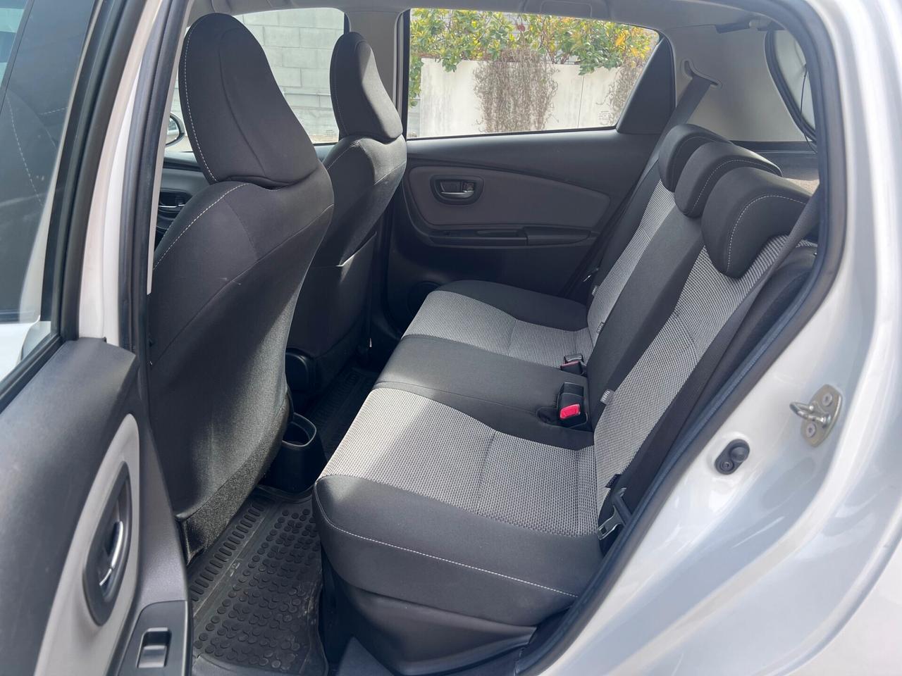 Toyota Yaris 5pt 1.5h 75cv Active OK NEOPAT. TELCLIMA/CAMERA