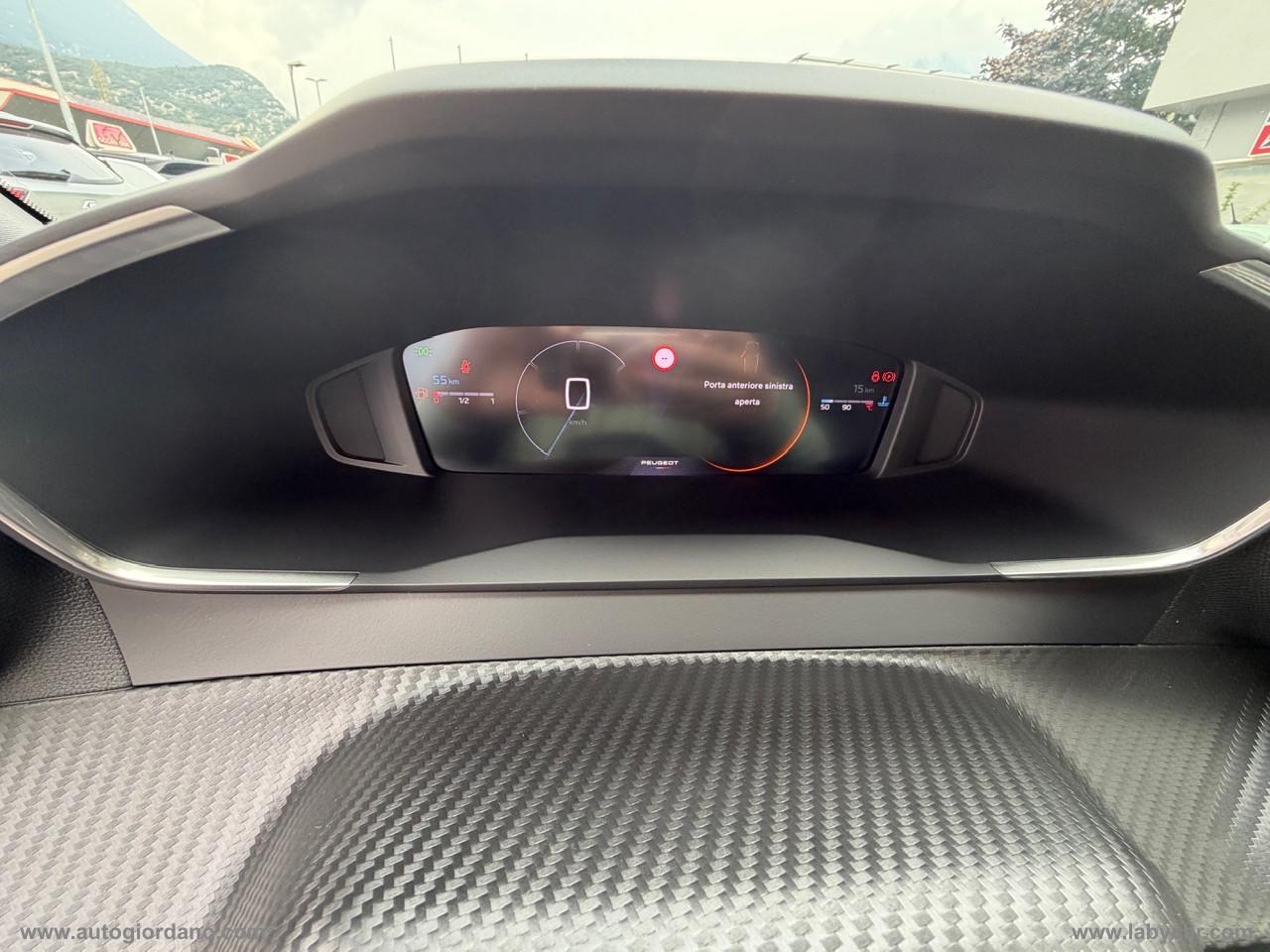 PEUGEOT 2008 PureTech 100 S&S Allure