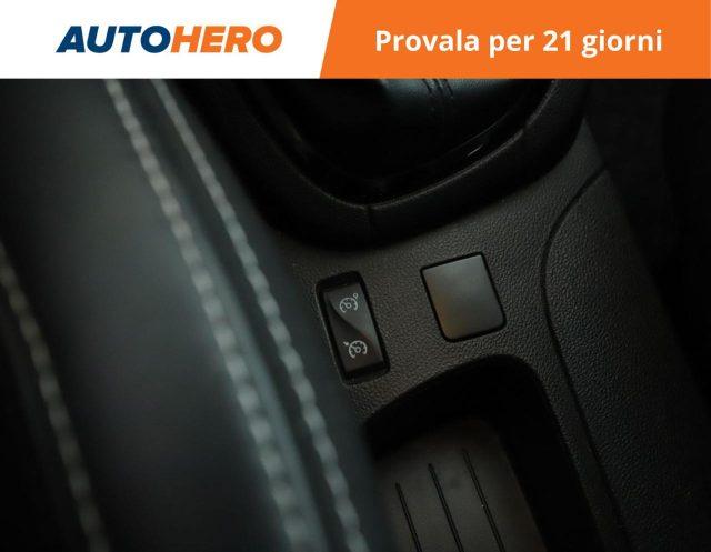RENAULT Clio TCe 12V 90 CV 5 porte Moschino Zen