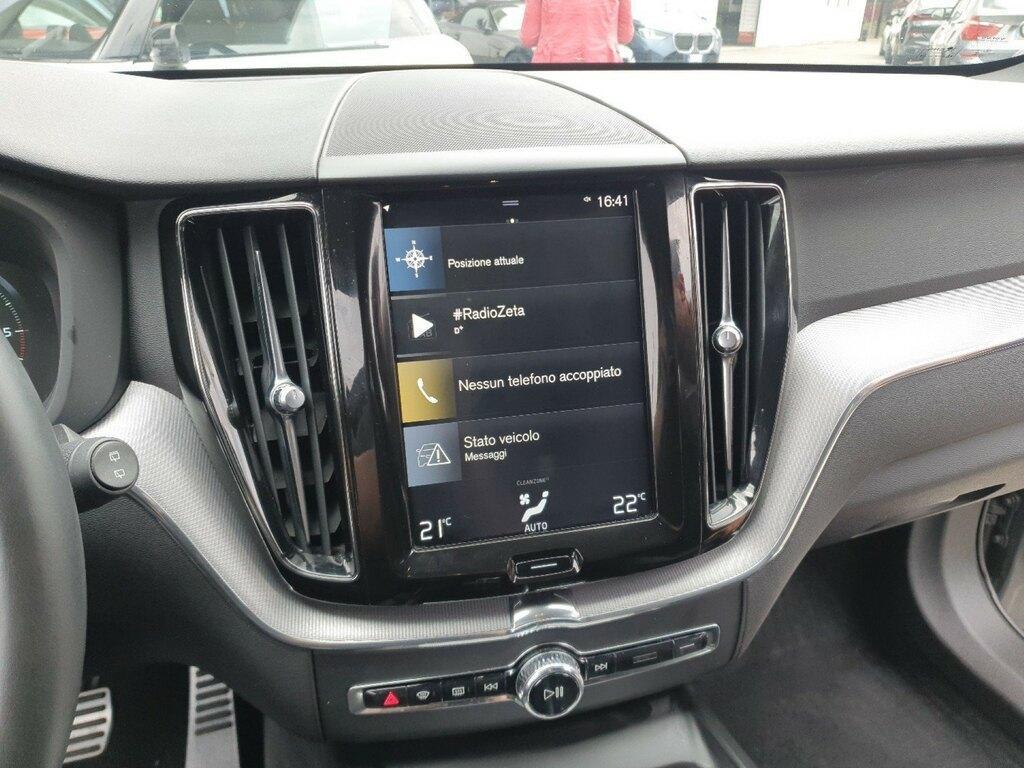 Volvo XC60 2.0 B4 R-Design AWD Geartronic