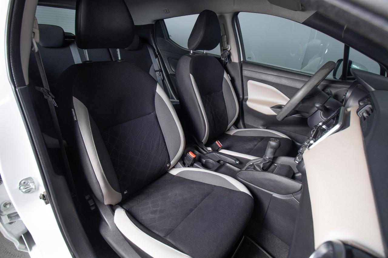 Nissan Micra 1.0 71cv Acenta