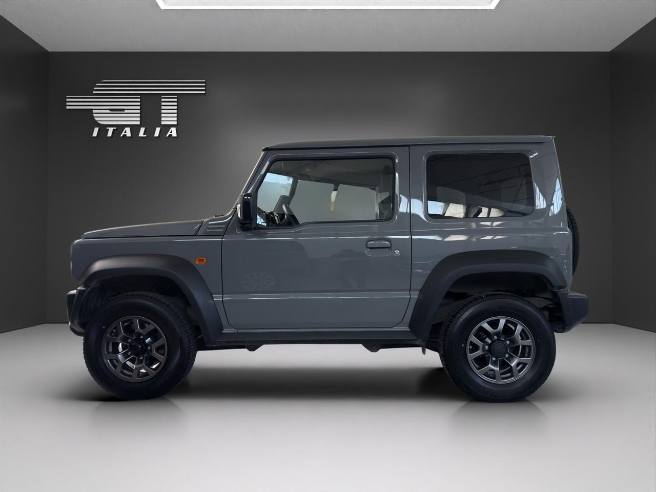 Suzuki Jimny 1.5 5MT Top