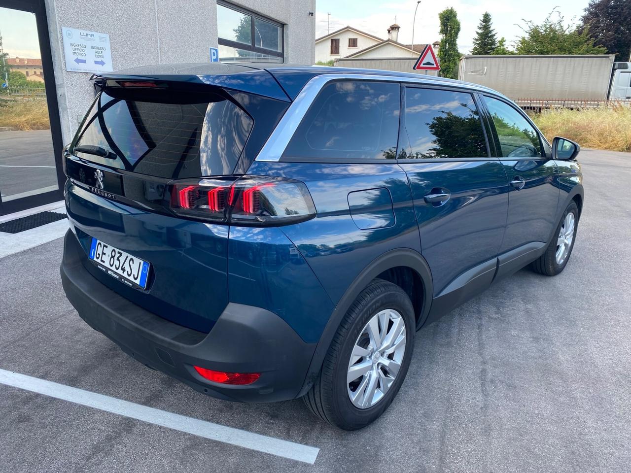 Peugeot 5008 1.5 130 Cv 7 POSTI EAT8 Active Business