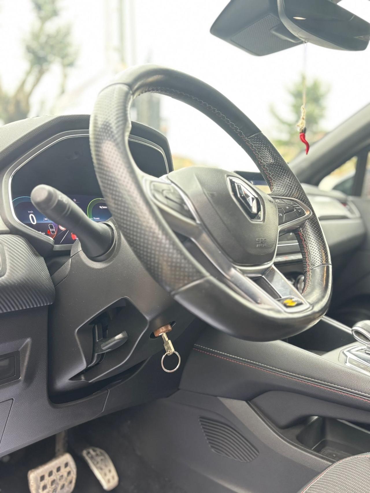 Renault Captur Full Hybrid E-Tech 145 CV RS Line