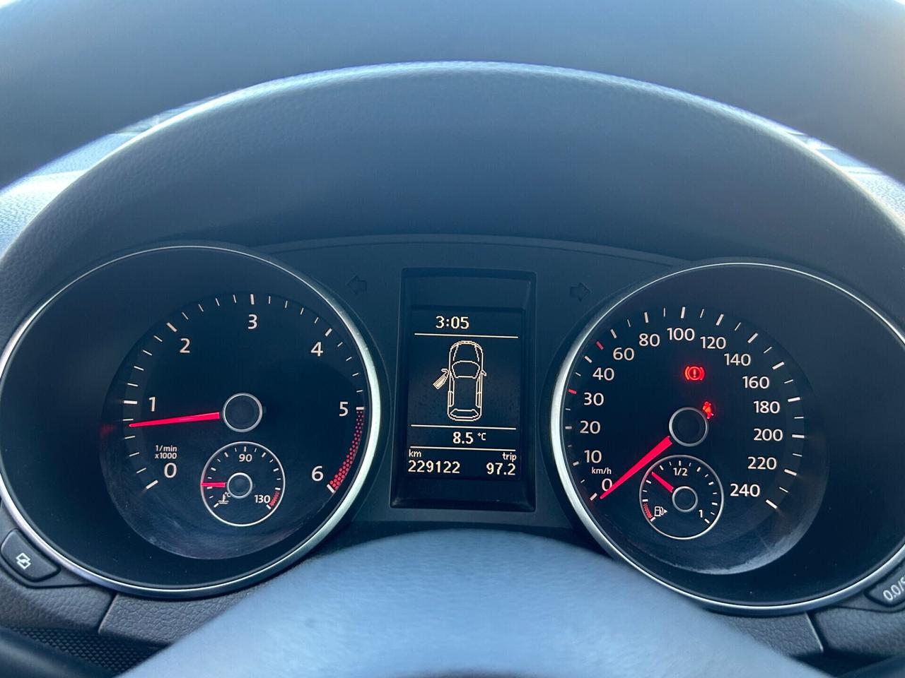 Volkswagen Golf 1.6 TDI DPF 5p. Highline
