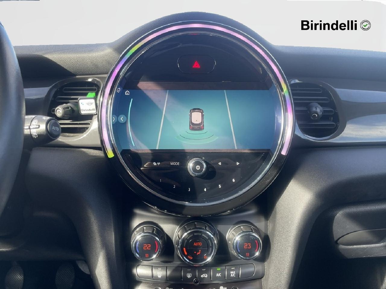 MINI Mini 4ª serie (F56) - Mini 1.5 One Camden Edition