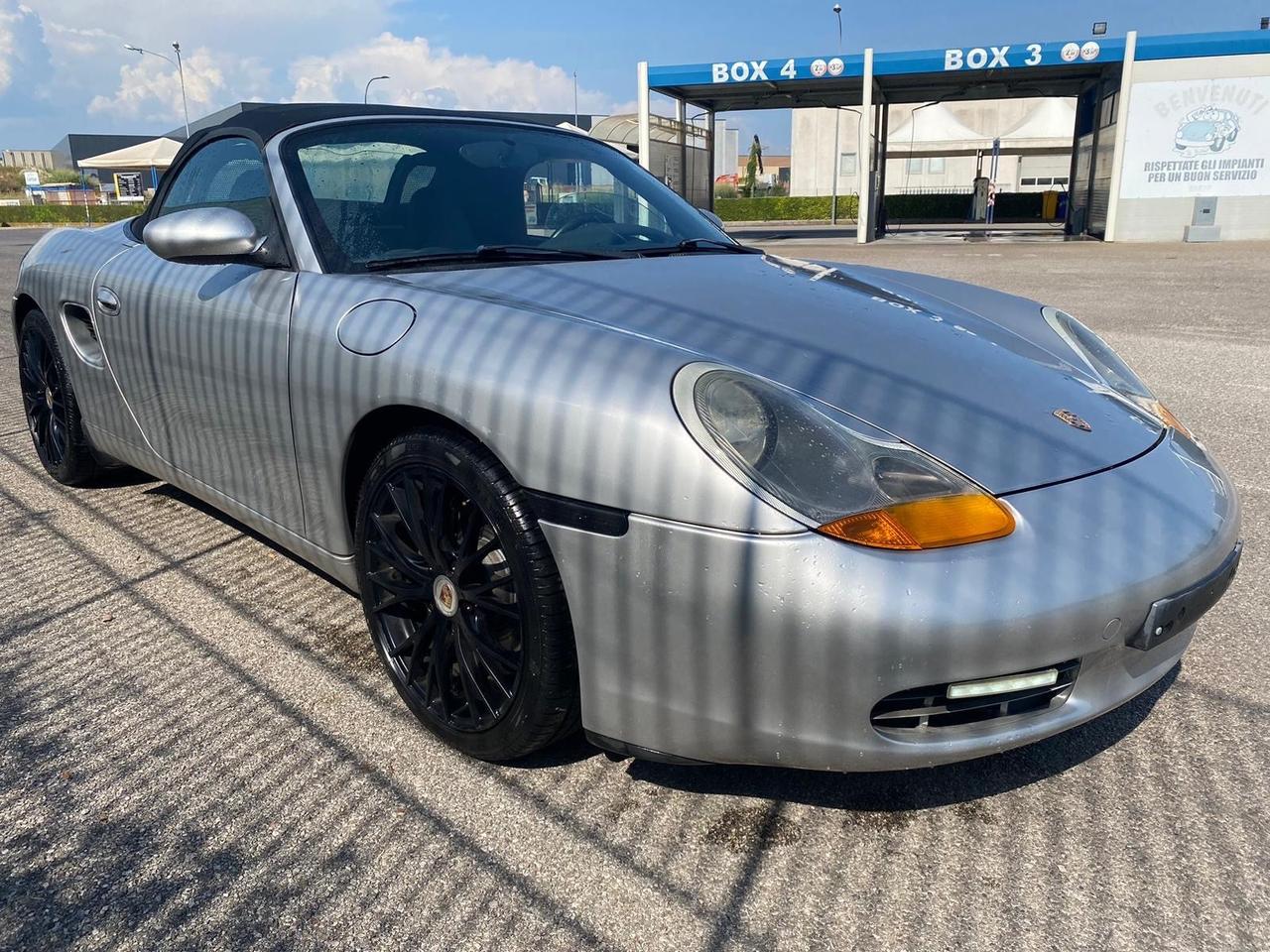 Porsche Boxster 2.5i 24V cat