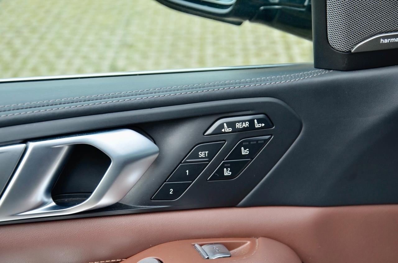 BMW X7 XDRIVE30d INDIVIDUAL COMPOSITION 265cv AUT 7 POSTI, SERVICE BMW, TETTO, HI-FI HARMAN & KARDON, FARI LASER, SOSPENSIONI, PERMUTE