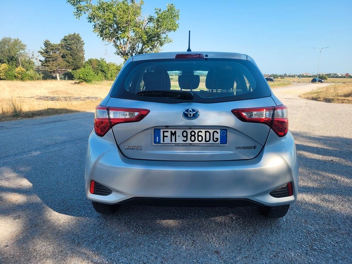 Toyota Yaris 1.5 Hybrid 5 porte Active