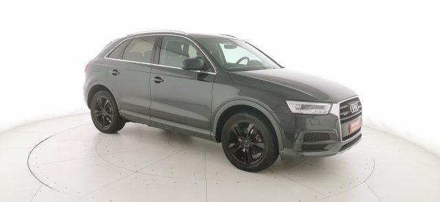 AUDI Q3 40 TFSI quattro S tronic Business Advanced