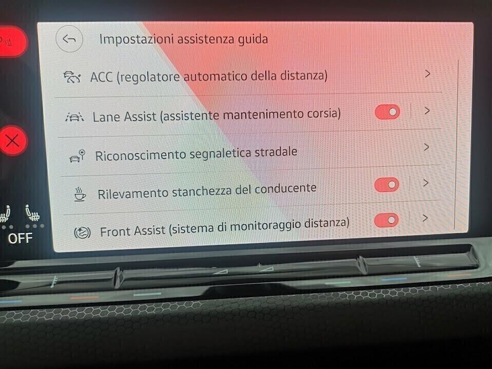 Volkswagen Golf GTI 2.0 TSI DSG Fari MATRIX