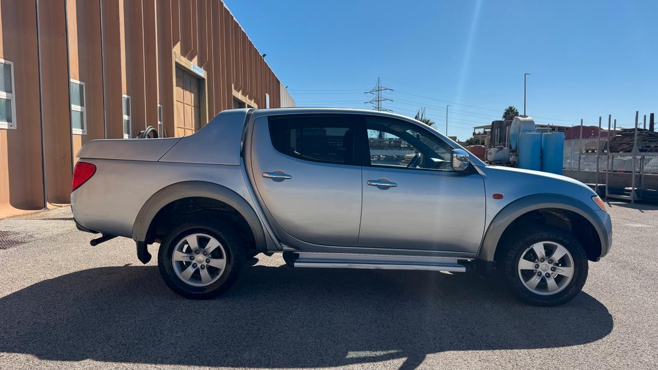 MITSUBISHI L200 2.5 D 136CV - 2006