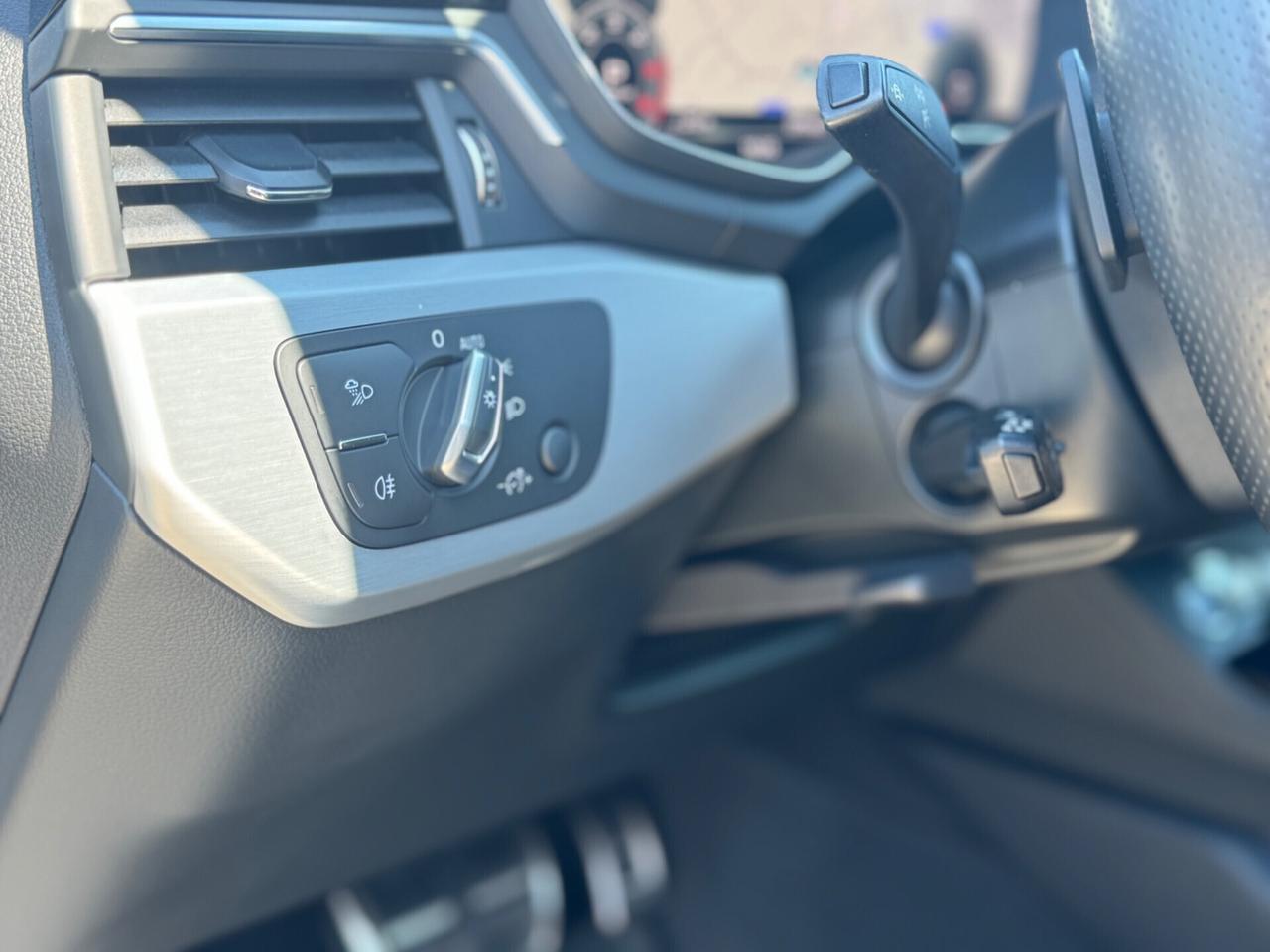 Audi A4 Avant 40 TDI quattro S tronic S line