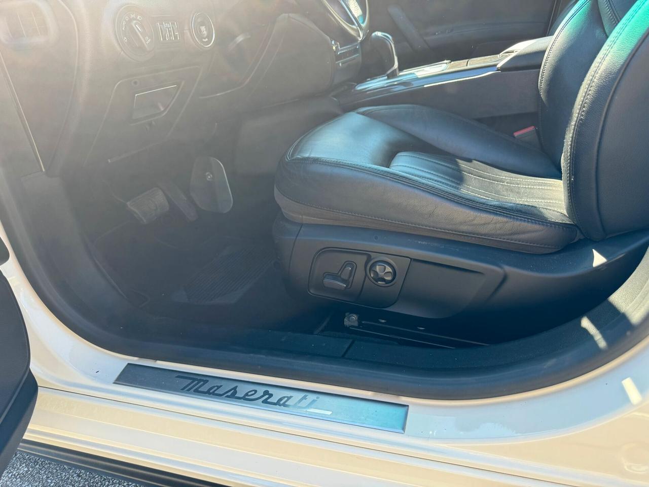 Maserati Ghibli 3.0 V6 DIESEL 250CV