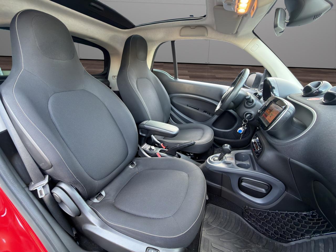Smart fortwo coupe Fortwo 1.0 Passion 71cv - Unipro - Promo finanziamento - Schermo - Bracciolo - sedili riscaldabili