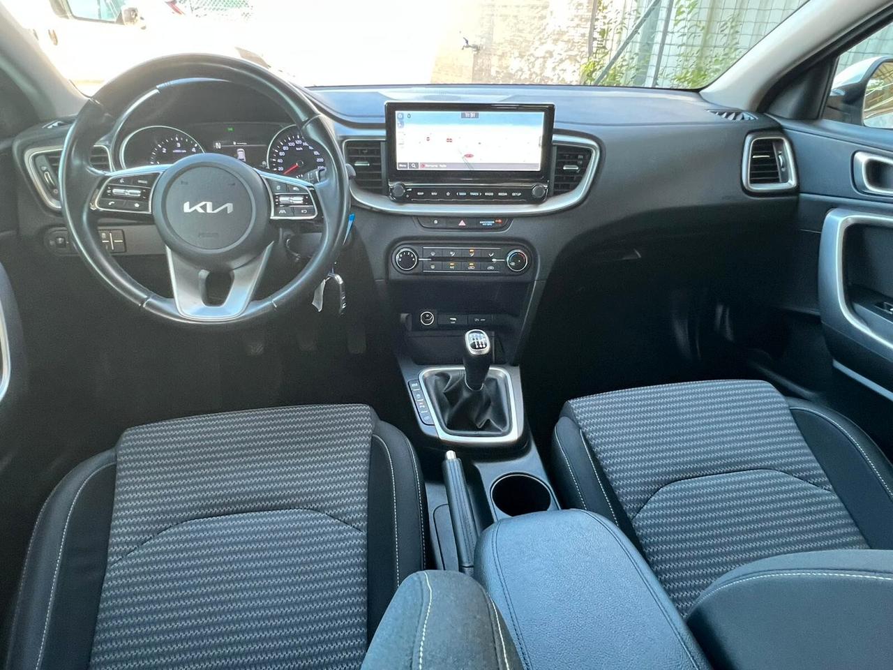 Kia Ceed Sportswagon 1.6 CRDi 136 CV MHEV iMT SW Business Class