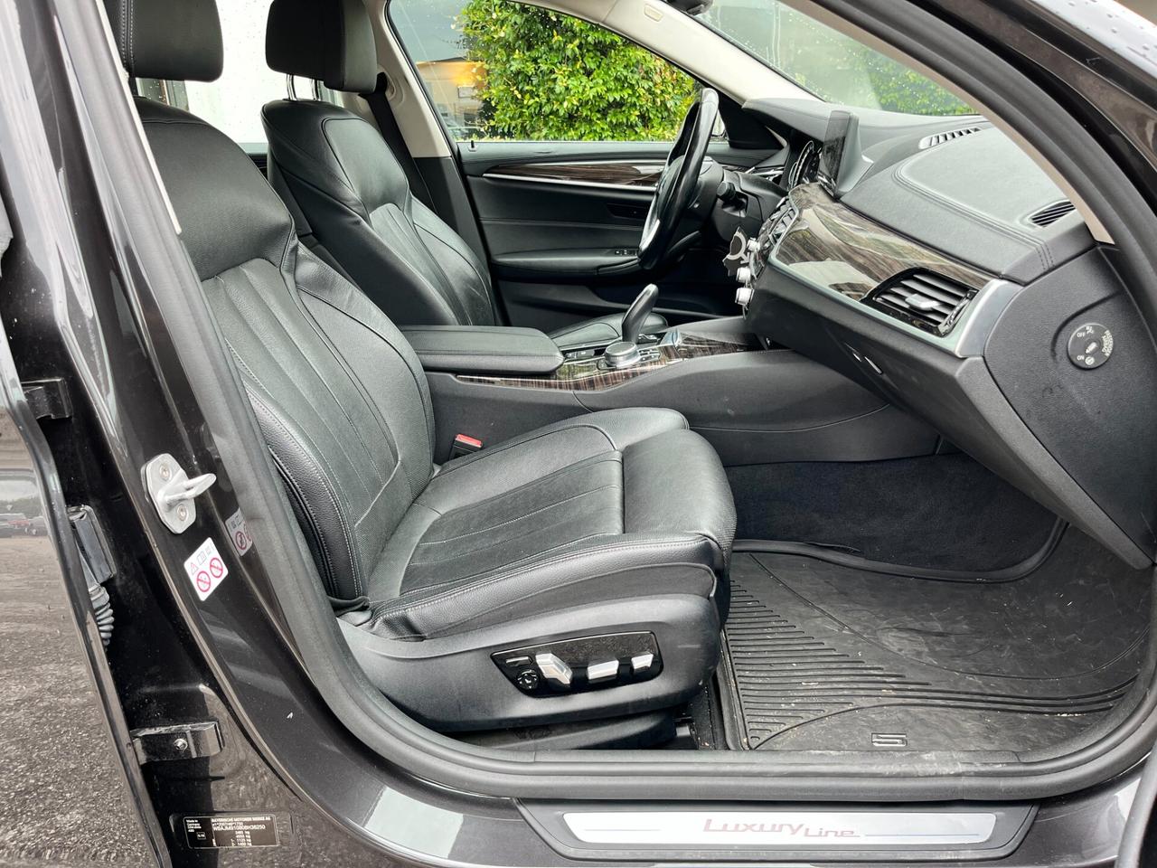 Bmw 520 520d xDrive Touring Luxury