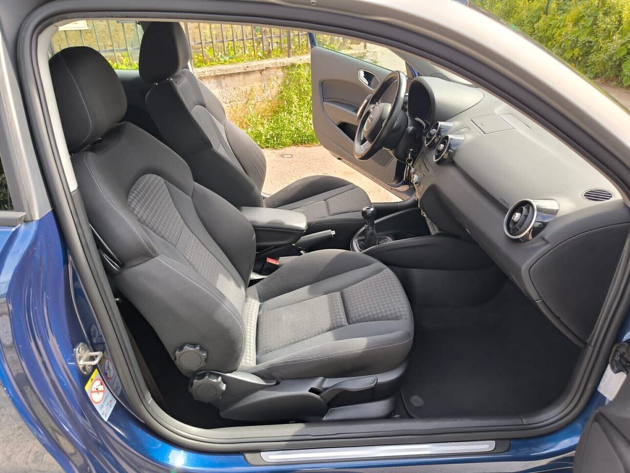 Audi A1 Ambition 1.6 Tdi Diesel 90cv 2013 FULL Euro5