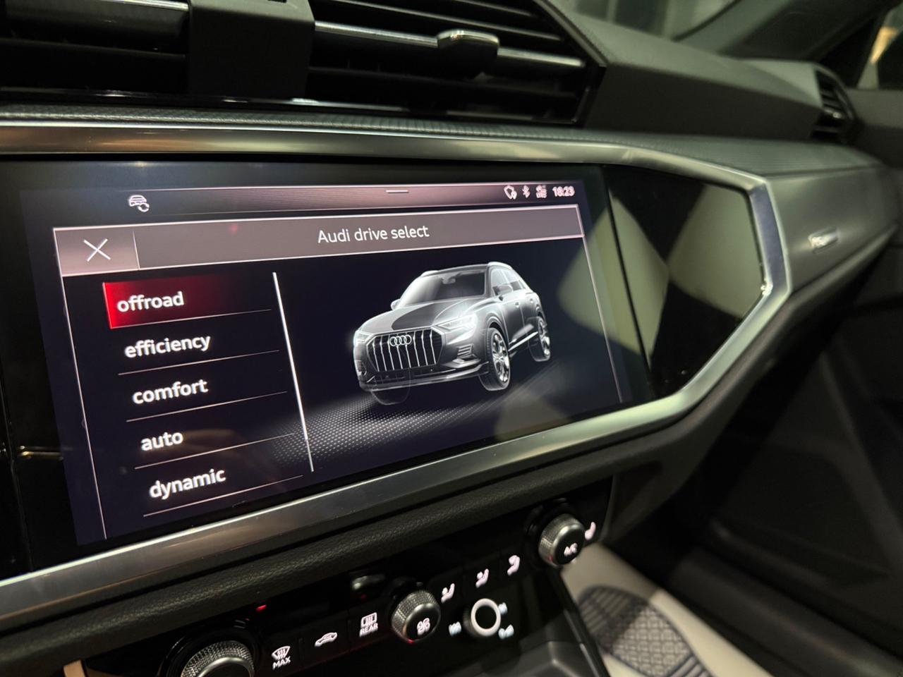 Audi Q3 35 TDI S tronic 150cv TOTAL S-LINE X3 FULL2021