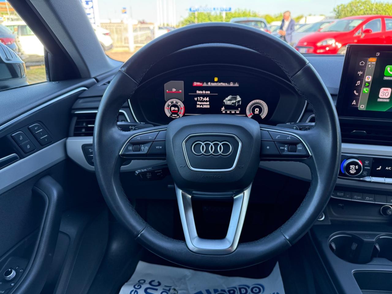 Audi A4 Avant 40 TDI quattro S tronic Business Advanced