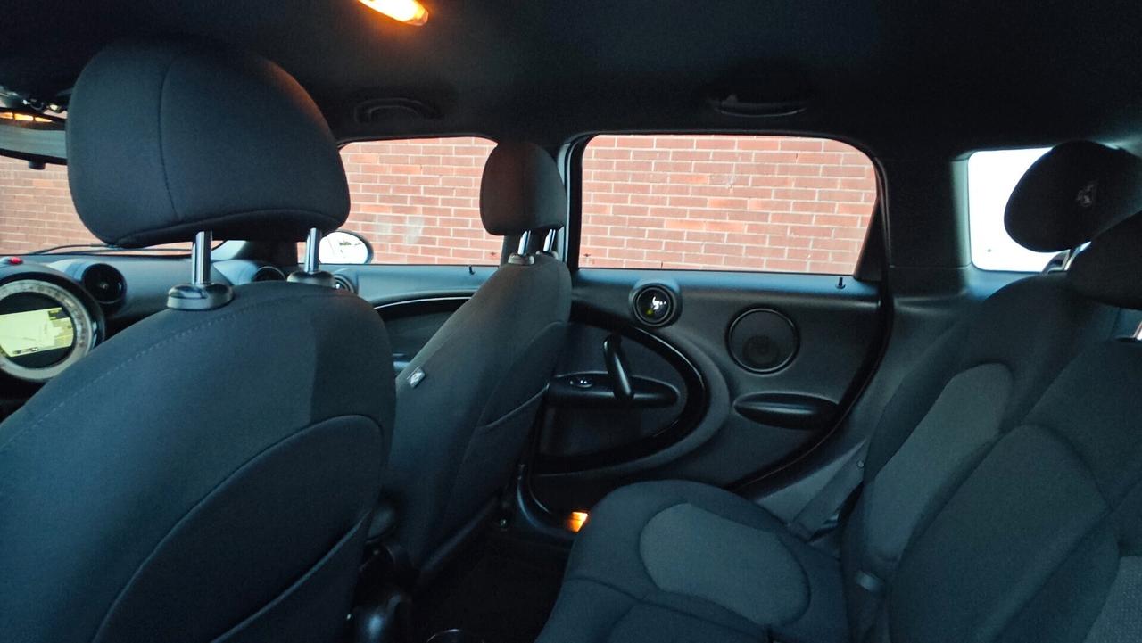 Mini Cooper D Countryman 2.0 ALL4 Automatica