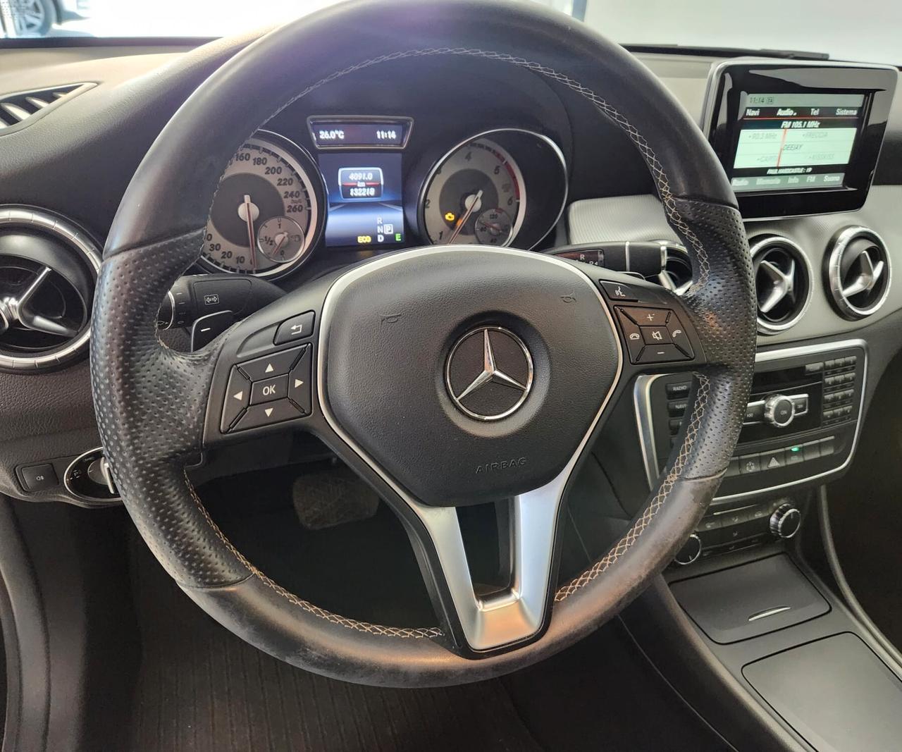 Mercedes-benz CLA 220 Automatic Premium