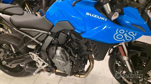 Suzuki GSX-8S - 2024