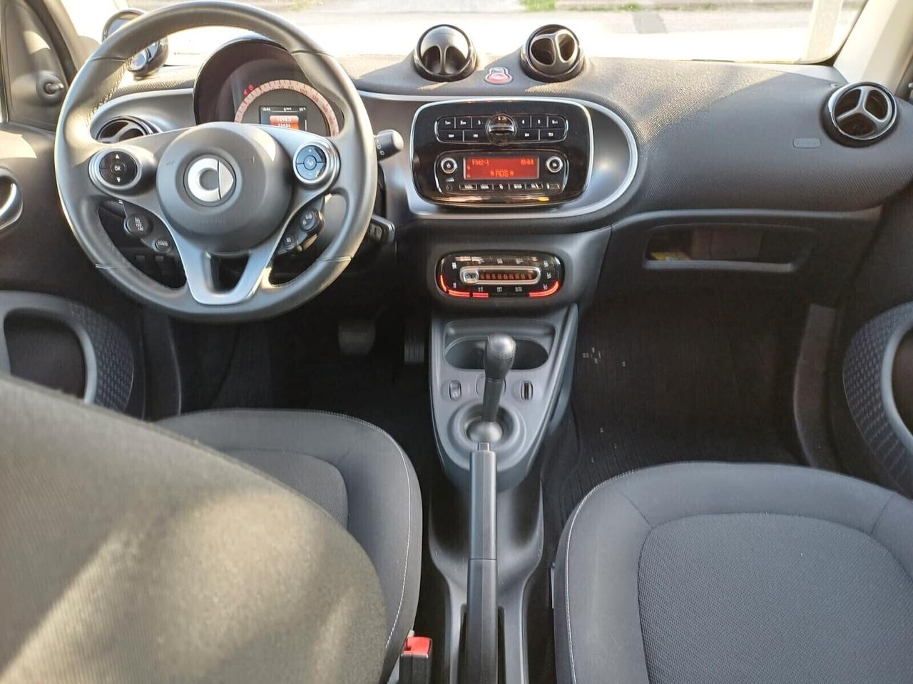 Smart ForTwo 70 1.0 twinamic* 33000 Km.