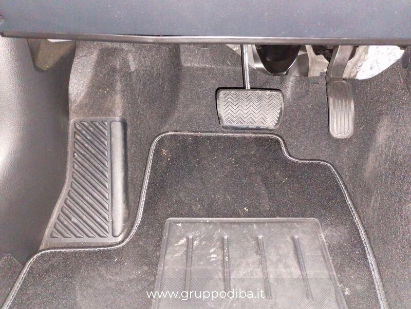 Toyota Yaris IV 2020 1.5h Active