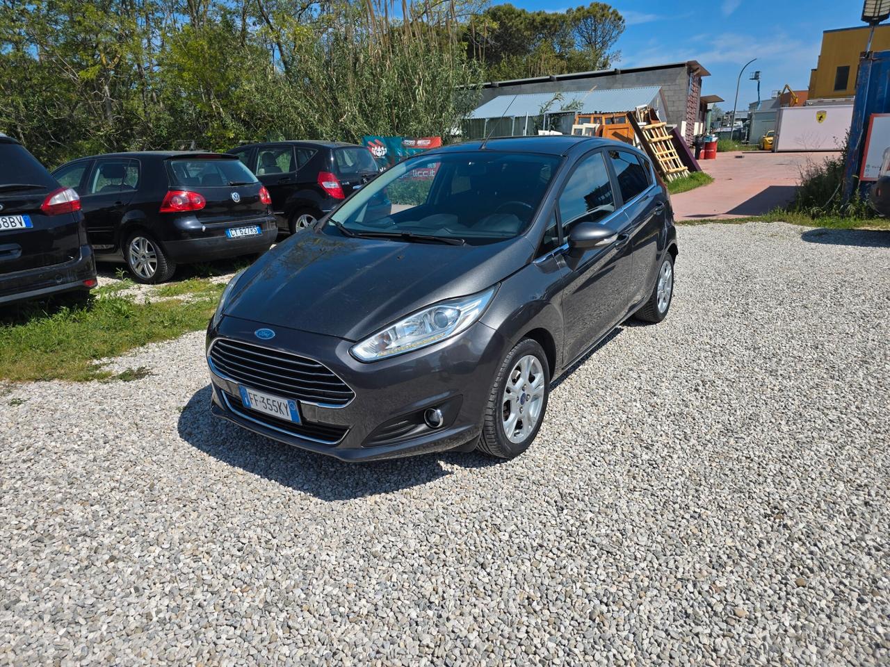 Ford Fiesta 1.5 TDCi 75CV 5 porte Titanium