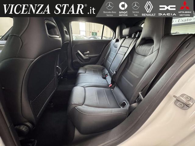 MERCEDES-BENZ A 180 d AMG ADVANCED PREMIUM