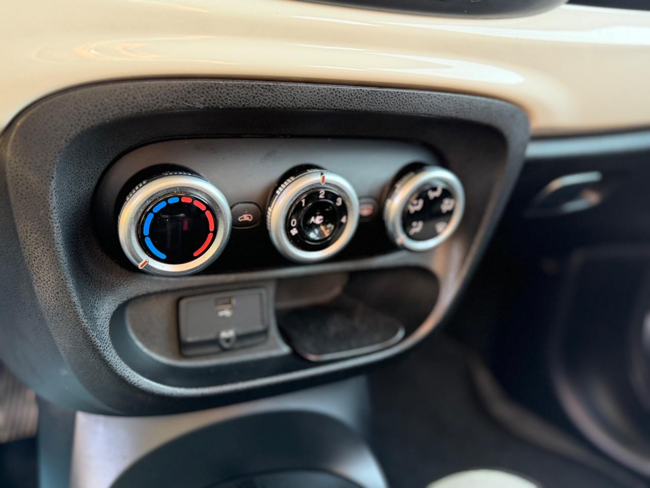 FIAT 500L 1.4 95cv (70kw) 2013 LOUNGE NEOPATENTATI