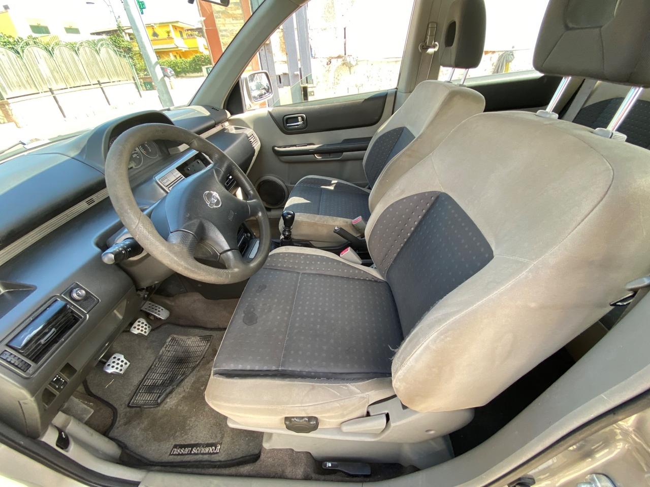 Nissan X-Trail 2.2 TD Di Elegance