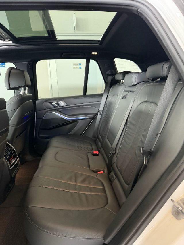 BMW X5 M50 d //TETTO//21//FARI LASER//