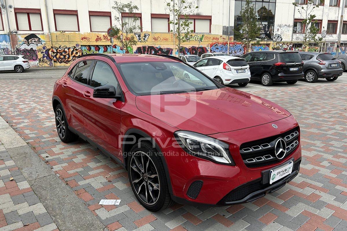 MERCEDES GLA 180 d Automatic Sport