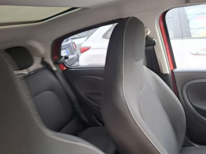 smart forfour II 2015 0.9 t Passion 90cv twinamic