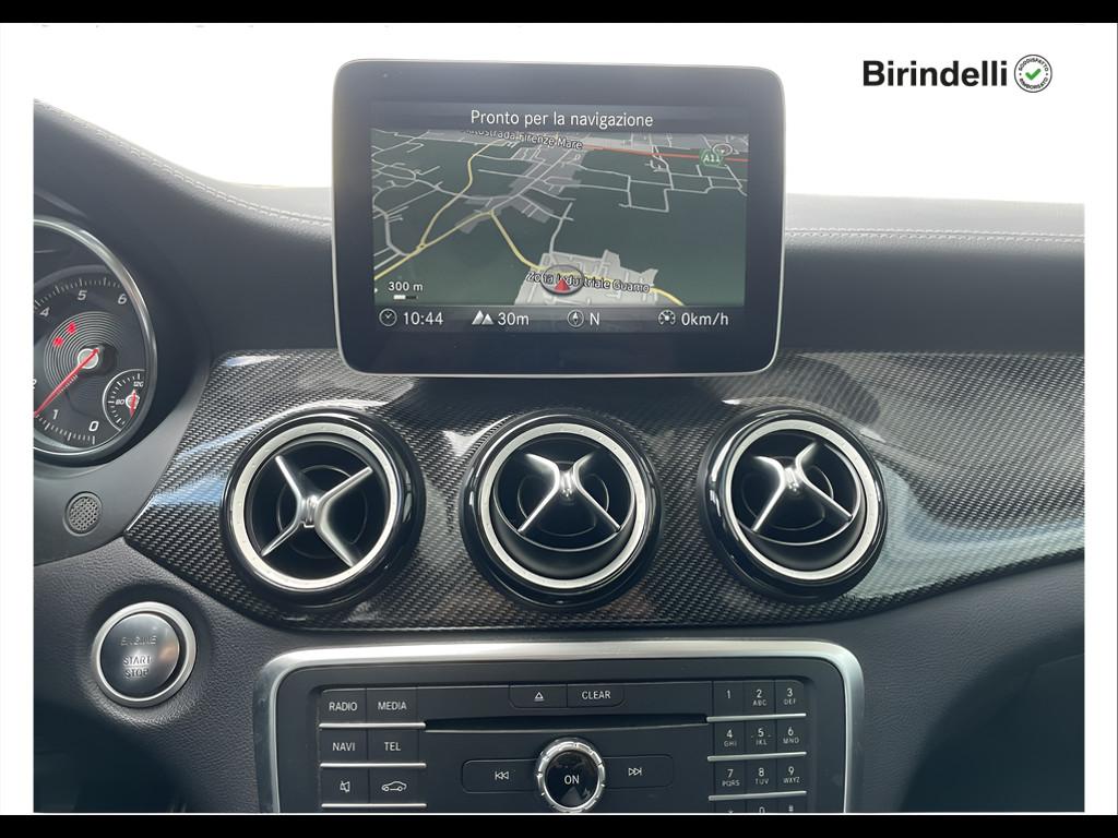 Mercedes-Benz GLA (X156) - GLA 180 Premium