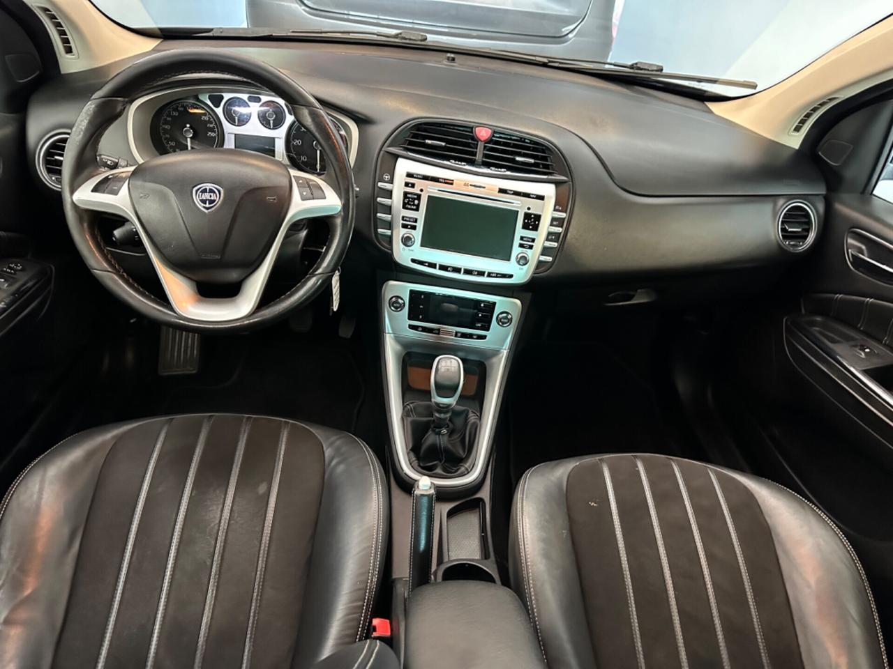 Lancia Delta 1.6 MJT DPF Platino